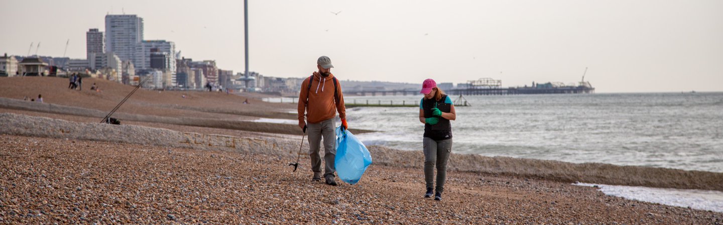 Volunteers at Great British Beach Clean on Hove Beach Brighton Billy Barraclough