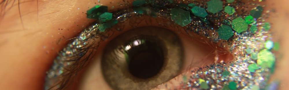 Glitter eye makeup